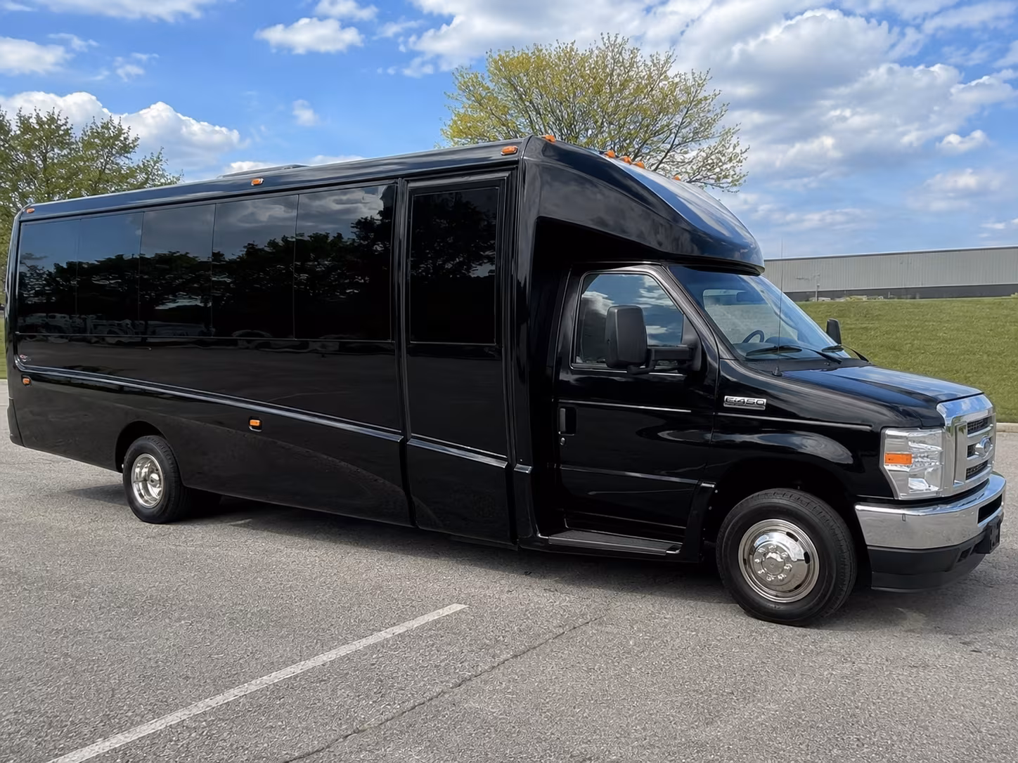 bus rentals for corporate wine country day trips to the sacramento valley