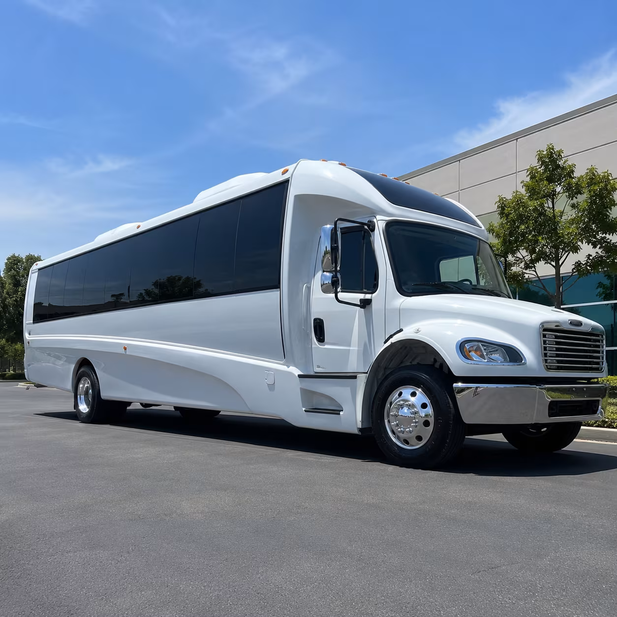 chico 35 passenger minibus