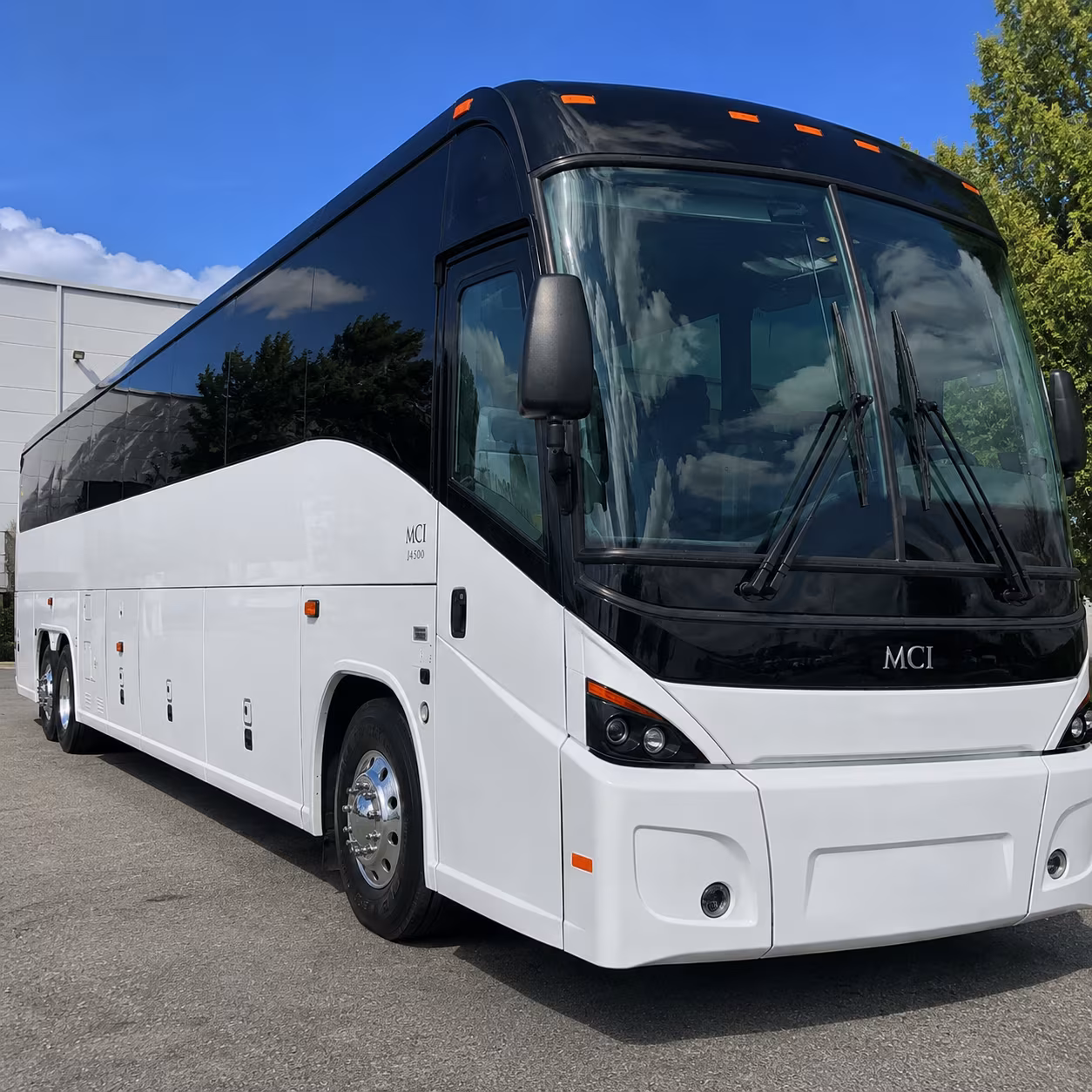 chico charter bus rentals for shift workers and distribution centers