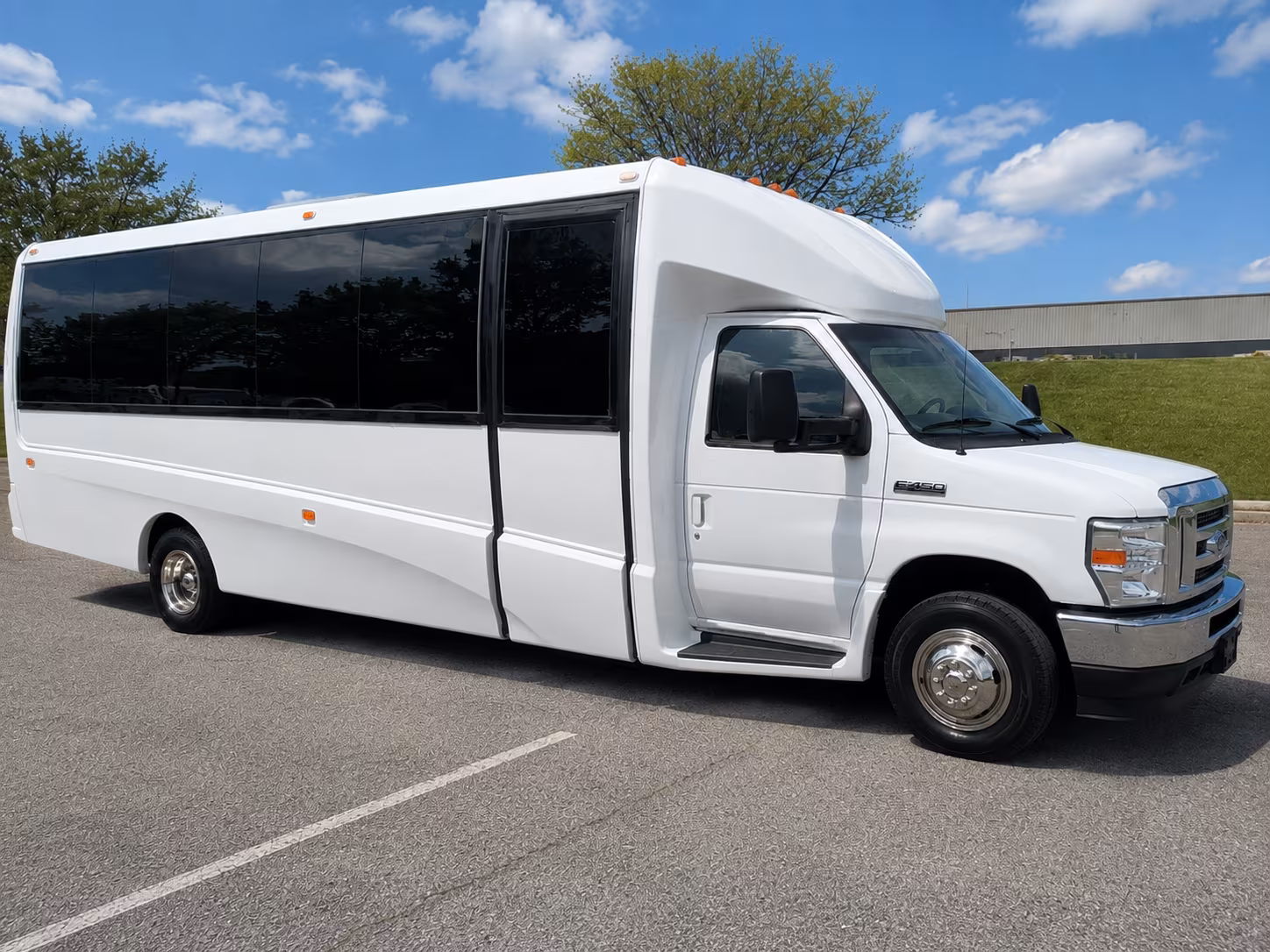 minibus rentals for chico youth sports teams and tournament travel